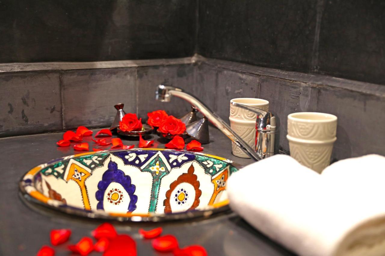 Riad La Parenthese By Sashema มาร์ราเกช ภายนอก รูปภาพ